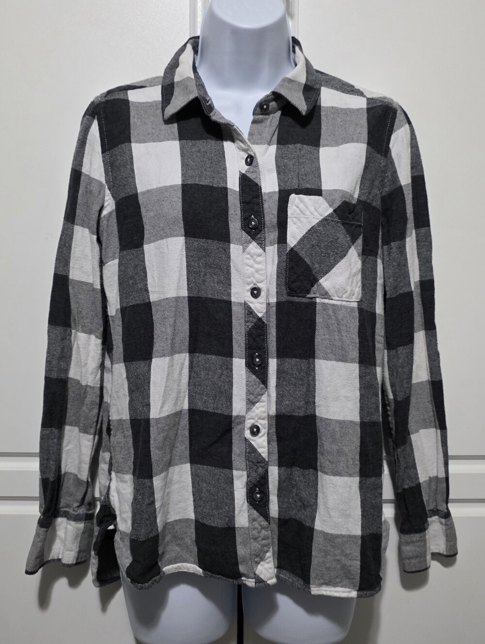 Woolrich Womens Black White Buffalo Plaid Flannel Cotton Button Shirt Longsleeve
